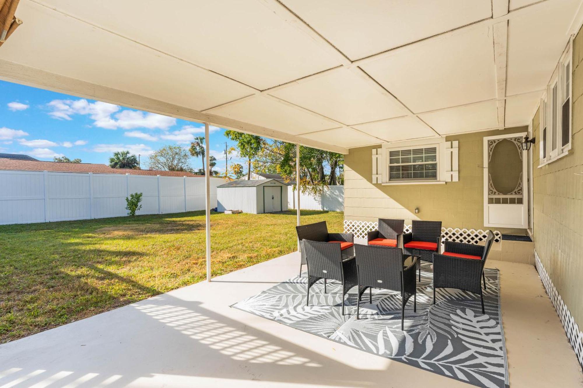 Sanford'S Haven, 3 Bedroom, Sleeps 7 Exterior photo
