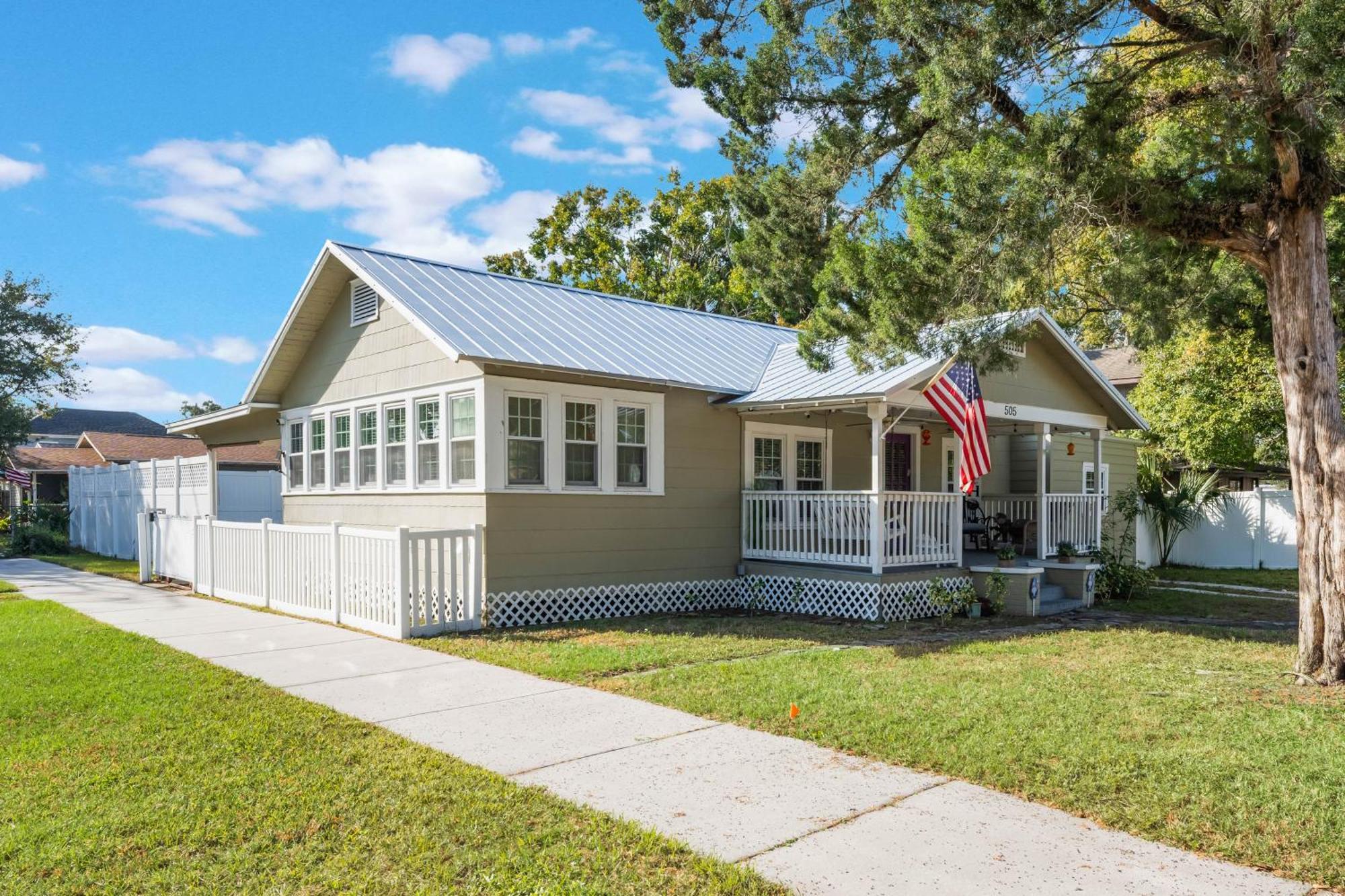 Sanford'S Haven, 3 Bedroom, Sleeps 7 Exterior photo